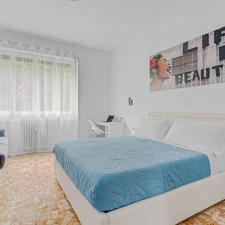 Apartment Mico Allianz Fiera, City Life, San Siro Milan Luaran gambar