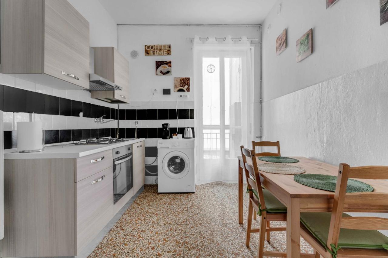 Apartment Mico Allianz Fiera, City Life, San Siro Milan Luaran gambar