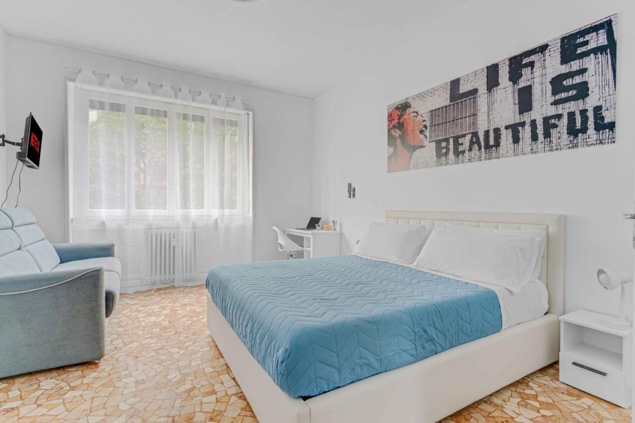 Apartment Mico Allianz Fiera, City Life, San Siro Milan Luaran gambar